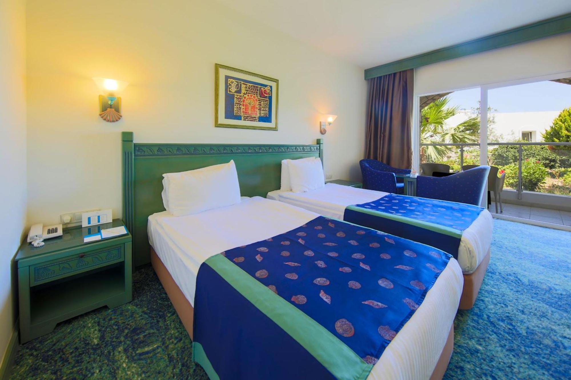 Double or Twin Room with Garden View,693986022:JPEG